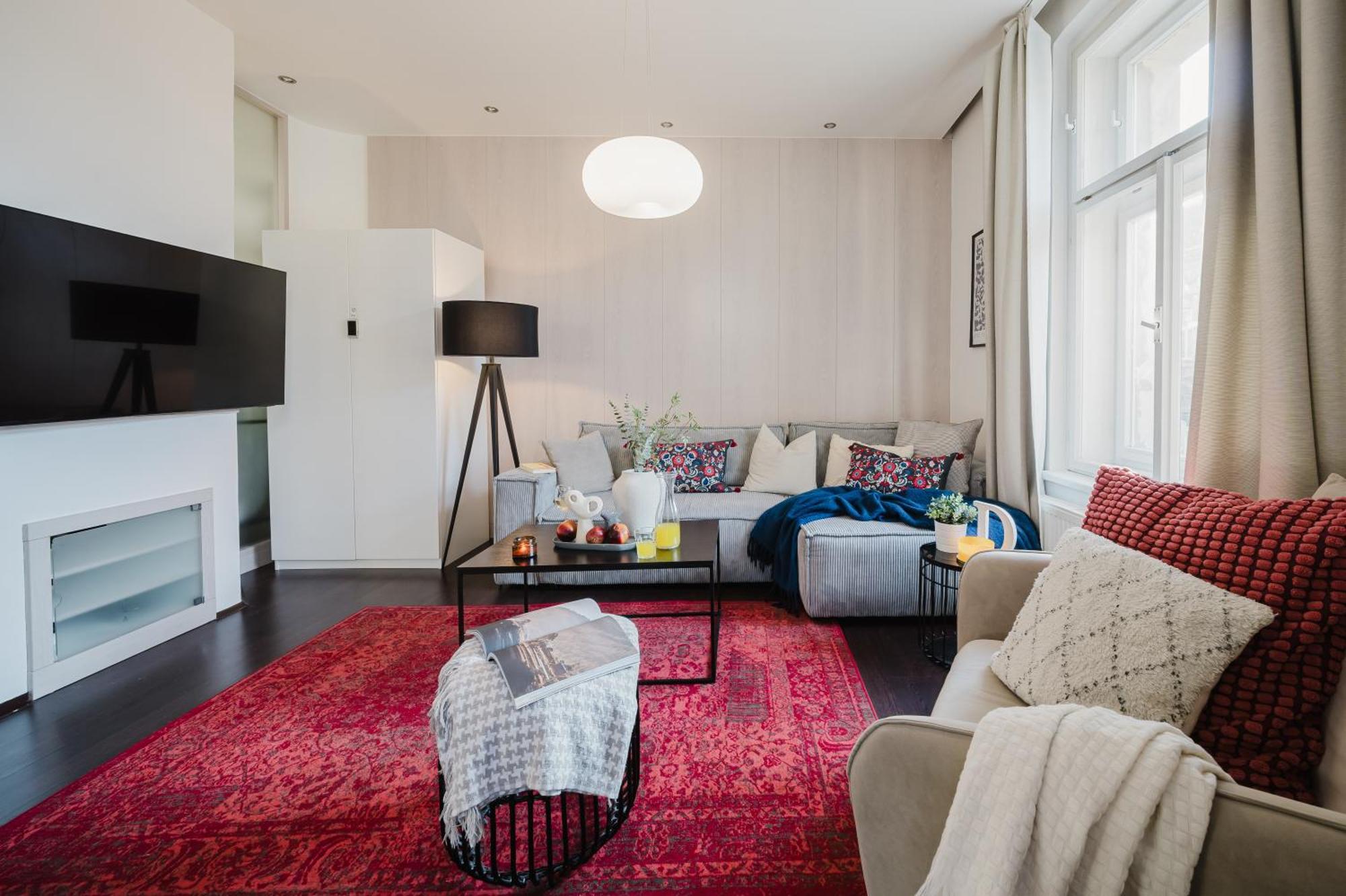 Days - Stylish - Netflix - Hip District Appartement Praag